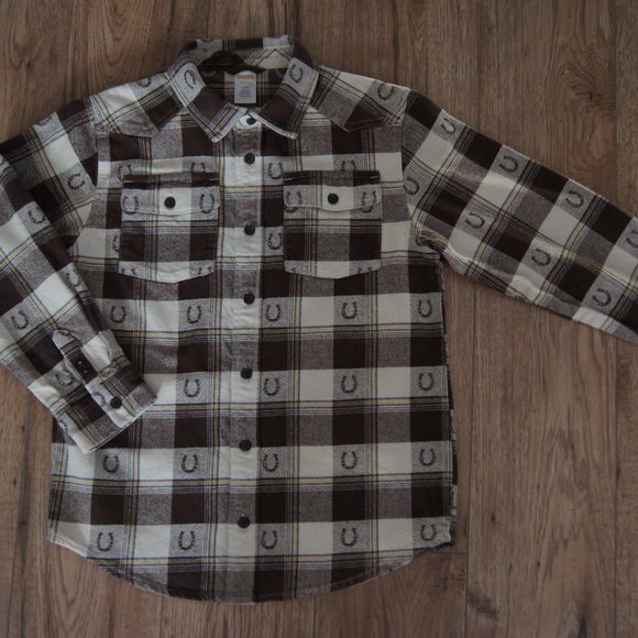 Group of 2 Boy's Button Down Shirts - Picture 13 of 13